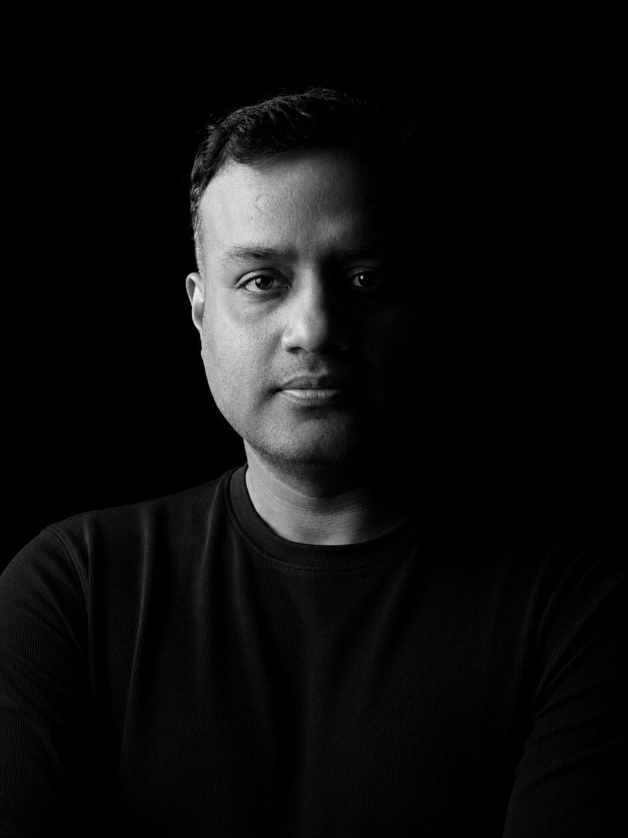 Namasivayam Vadivelan, black and white portrait
